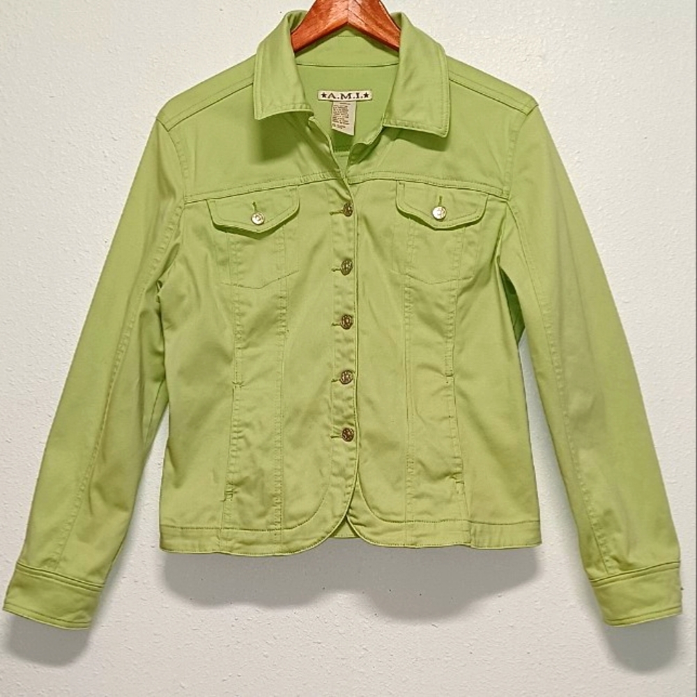 A.M.I Women Denim Buttons Jacket